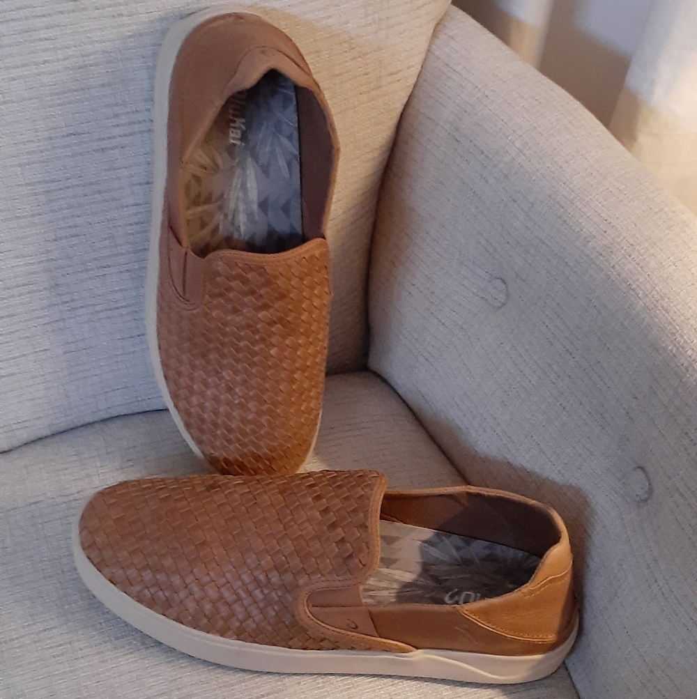 OluKai Leather Slip On Size 12